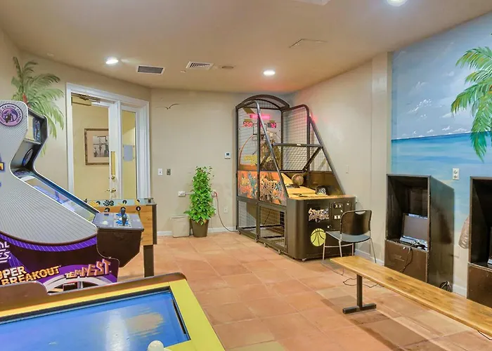 Coastal With Access Pool Sauna And Tennis Courts